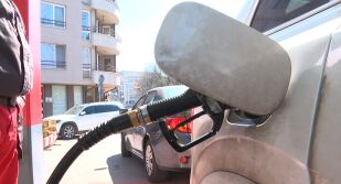 Помощта за горивата: По 20 евро от държавата само за най-уязвимите