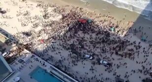 Един прострелян и хиляди в паника след изстрели на плаж във Флорида (ВИДЕО)
