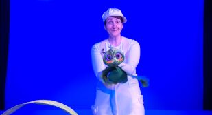 Душата на куклите: В международния ден на кукления театър - кой ги оживява? 