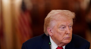 Противоречивите сигнали от САЩ: Цената на петрола рязко спадна, а после скочи до над 100 долара