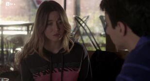 Снимка Вражда - сезон 1, епизод 120