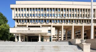 МВнР с най-висока степен на предупреждение за Куба: Не пътувайте, има токови сривове, липсват горива и лекарства