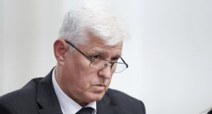 Димитър Стоянов: Три морски дрона са ударили контейнеровоз в Черно море