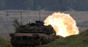 Украйна разби престъпна група, изпрала 13 милиона долара в отбранителния сектор