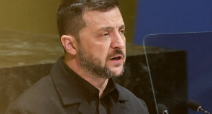 Зеленски: За мен няма „семеен ден“, войната ми отне времето с децата