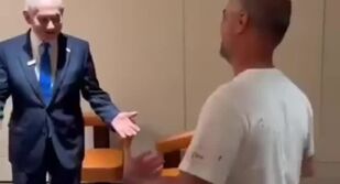 Нетаняху се срещна с окървавени пътници от отвлечения полет за Тел Авив (ВИДЕО)
