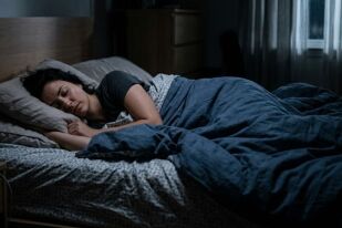 Военният метод за заспиване за 2 минути: Работи ли наистина?