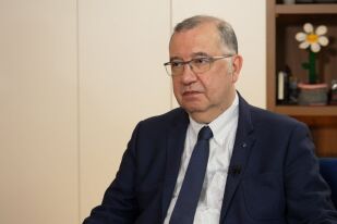 Снимка Проф. Бюлент Търаш: Защо все повече двойки не могат да имат деца? (ВИДЕО)