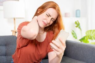 Схванат врат: Как най-бързо и ефективно да облекчим болките