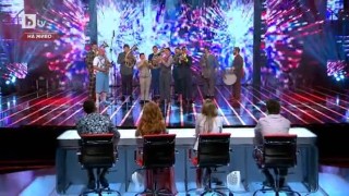 Много ритми, настроение и ... мустаци от духов оркестър Гложене