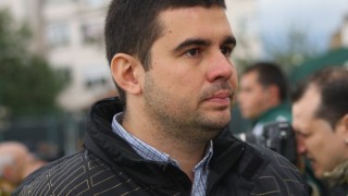 Вече бившият прокурист на Ботев „излетя” от базата в Коматево, не пожела да говори пред медиите