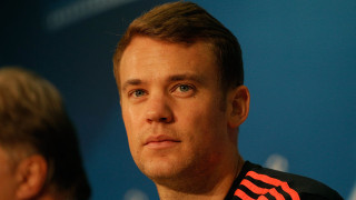 Край на сезона: Нойер си счупи крака на ски