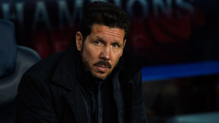 Кой е човекът, на когото налетя Диего Симеоне? (ВИДЕО)