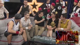 Бекстейдж: Как се подготвиха за номера си Space Dunkers Team?