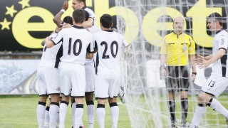 Славия гони победа на 