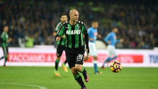 Най-зрелищното предотвратяване на гол от полеви играч (ВИДЕО)