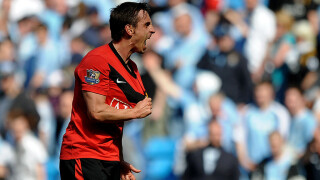 Гари Невил изпълнява заръките на Бербатов - поддържа форма в Сингапур (ВИДЕО)