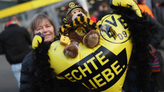 Фенове на Дортмунд приютяват французи по домовете си