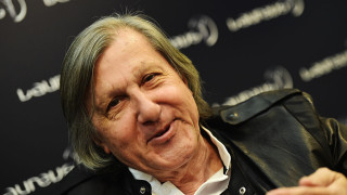 Нов скандал с Настасе. Напсува съдията и противничките (ВИДЕО)