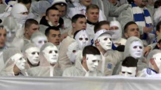 Свастики и дрехи на 