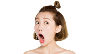 Лицевите упражнения подмладяват жените с почти 3 години