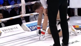 Невероятно: 10 нокдауна в един мач (ВИДЕО)