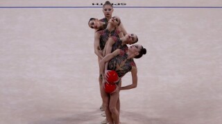 Ансамбълът ни предизвика фурор, поведе в многобоя в София