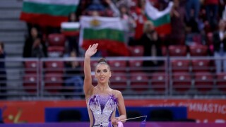 Катрин Тасева завоюва бронз в многобоя в София (ГАЛЕРИЯ)