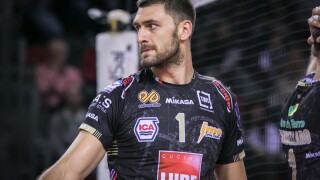 Цветан Соколов срещу 