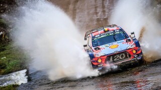 Нювил води след втория ден на рали Аржентина (ВИДЕО)