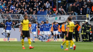 Два червени картона, шест гола и загуба за 