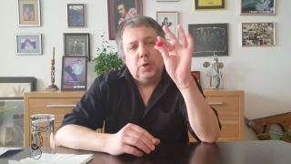 Фокусите на Ненчо Илчев помагат да се "преборим" с коронавируса (ВИДЕО)