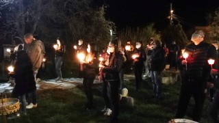 Празничната Пасхална служба в храм „Св. Архангел Михаил“, София (ГАЛЕРИЯ)