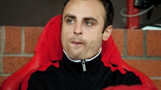 Радост за футболните фенове: Бербатов се завръща!