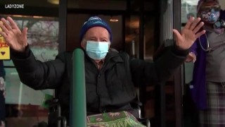 Уолтър Рийд - ветеранът от Втората световна война, който победи COVID-19, навърши 100 години (ВИДЕО)