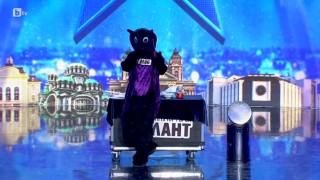 Прилепчето показва телекинеза 
