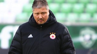 Два мача наказание за Любо Пенев, санкции и за четирима футболисти на ЦСКА