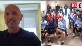 Михайлович мотивира от болницата. Треньорът не изпуска от поглед 