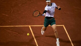 Дъжд прекъсна мача на Григор Димитров, ще се доиграе утре