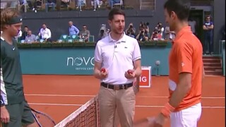 Битка с яйца вместо хвърляне на монета на финала в Белград