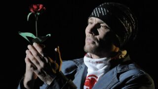 Местят Костомаров в болница в Германия