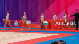 Грешки оставиха ансамбъла капо 