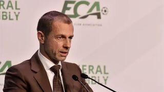 Чеферин скочи на Барселона заради плащанията към съдия