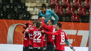 Инфарктно: Локомотив София оцеля за 1/2-финал на Купата за България 