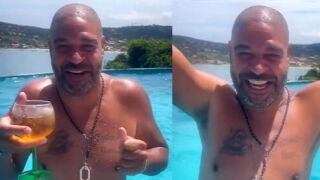 Внимание: Император в басейна (ВИДЕО)