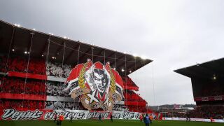 Фенове в Белгия се замерят с мъртви мишки (СНИМКА)