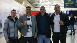 Тервел Пулев у дома след победата (ВИДЕО)