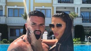 Благо иска прошка със 101 рози