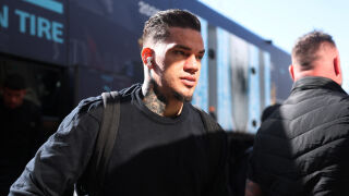 Осем години с едно и също бельо (ВИДЕО)