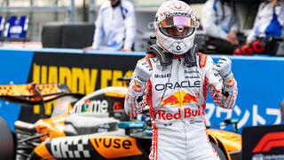 Без грешка: Верстапен отново над всички в Япония